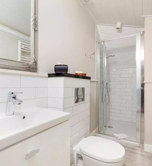 تختخواب و صبحانه Villa Astra Baltica