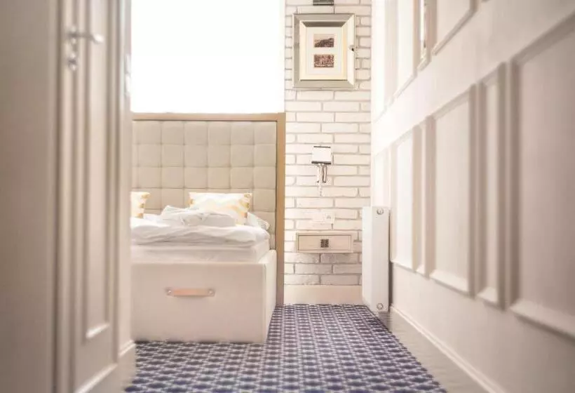 تختخواب و صبحانه Willa Legenda Hotel Adults Only