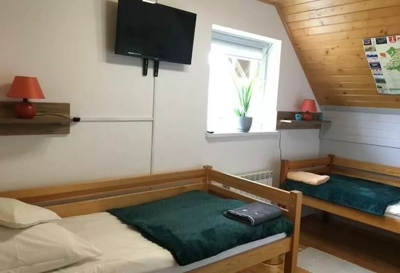ホテル Agroturystyka Leśny Zakątek
