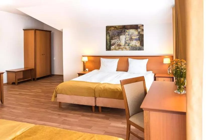 Hotelli Airpark Balice