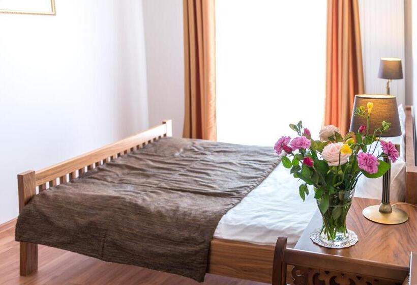 Hotel Airpark Balice