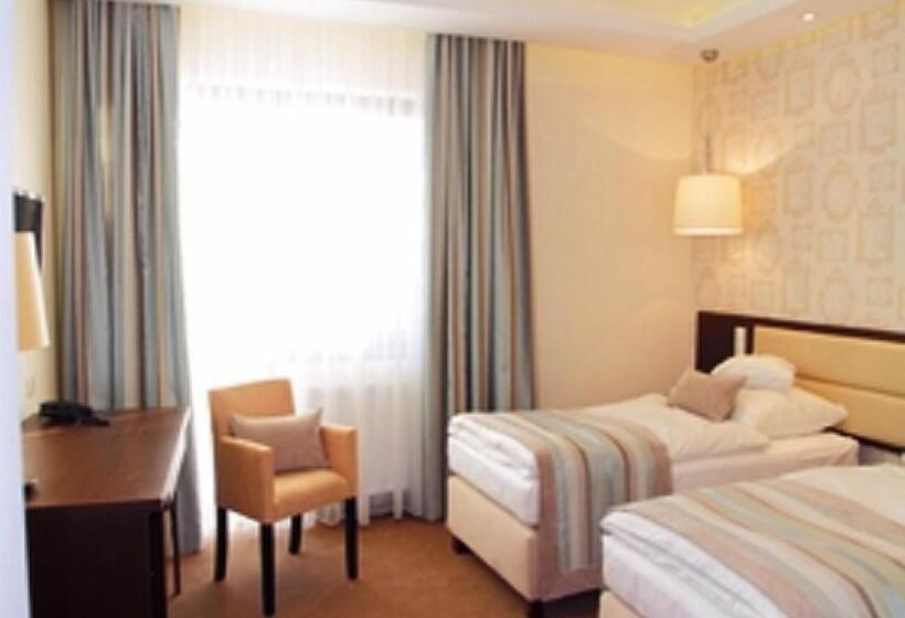 호텔 Białowieski Conference, Wellness & Spa