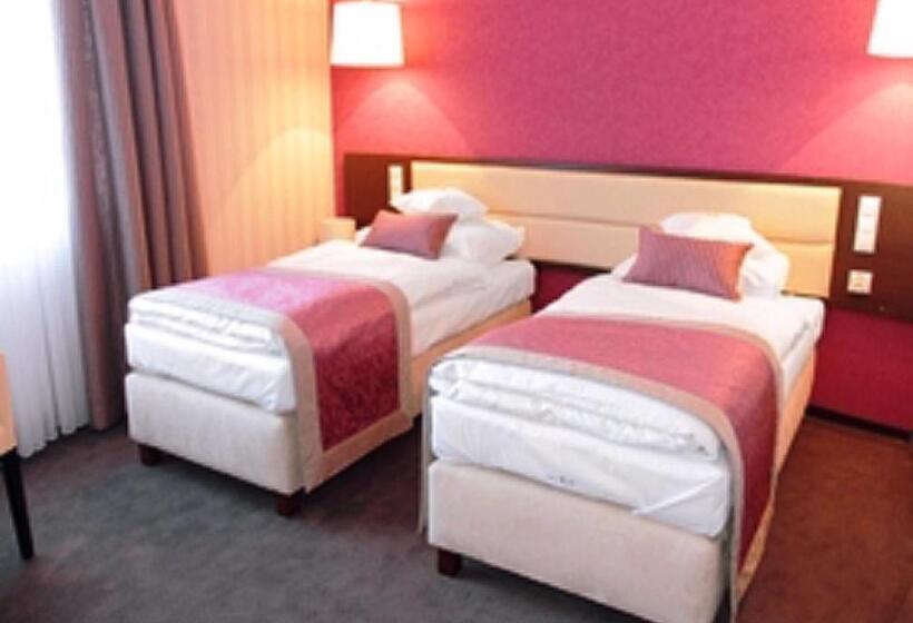 호텔 Białowieski Conference, Wellness & Spa