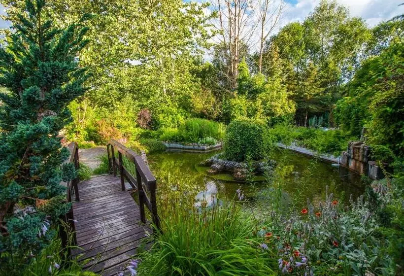 ホテル Białowieski Conference, Wellness & Spa