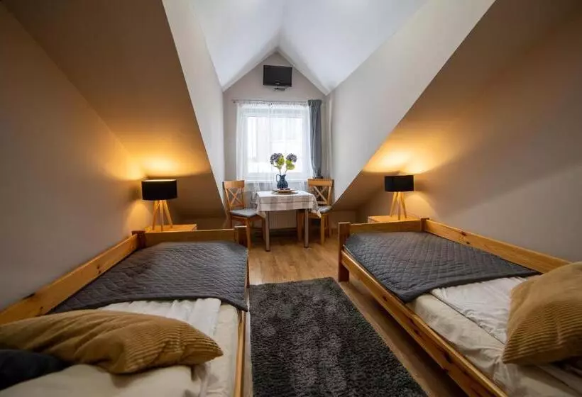 ホテル Gościniec Pod Lilijką