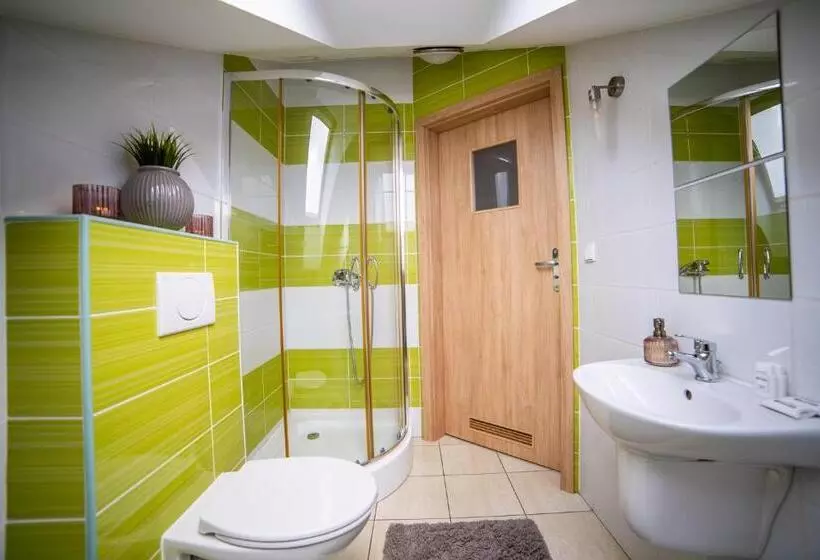 ホテル Gościniec Pod Lilijką