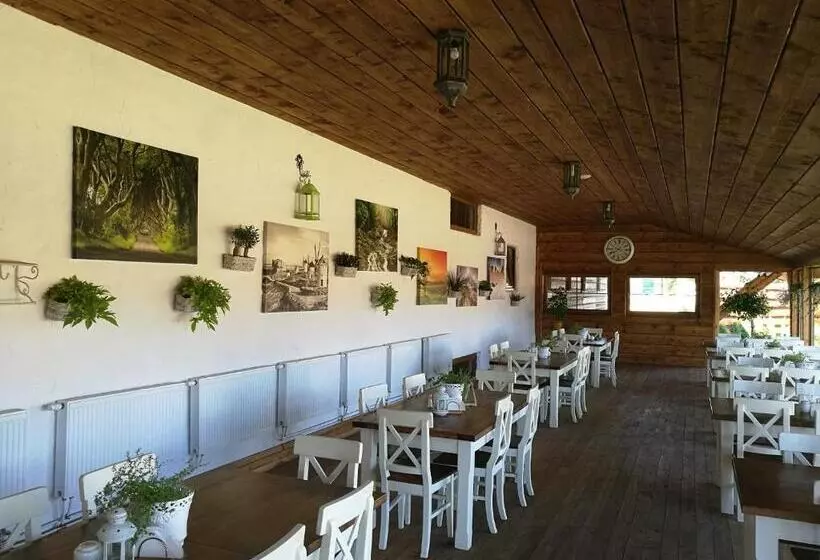 Hotelli Karczma U Macieja