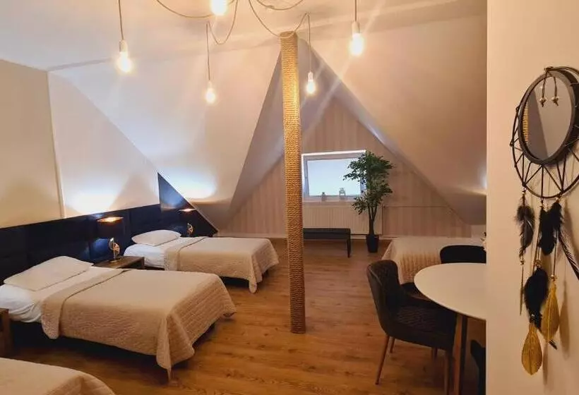 ホテル Kurpia Arte