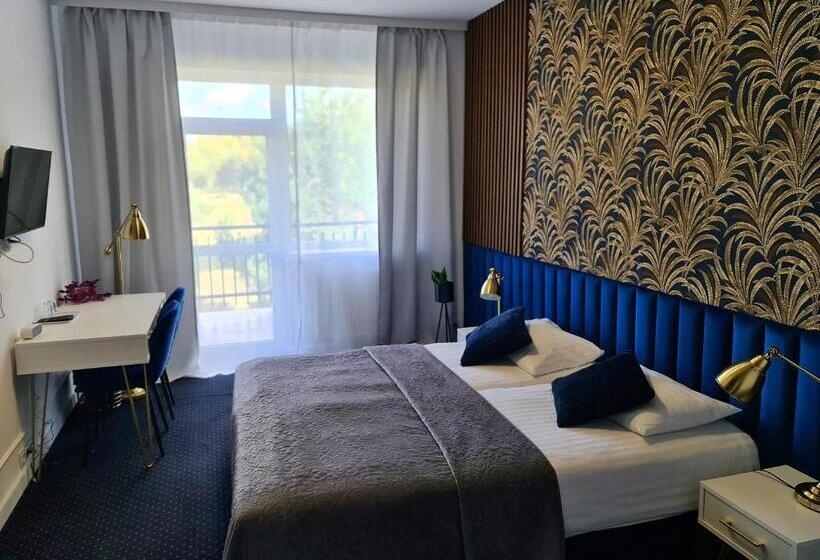 בית מלון כפרי Kurpia Arte