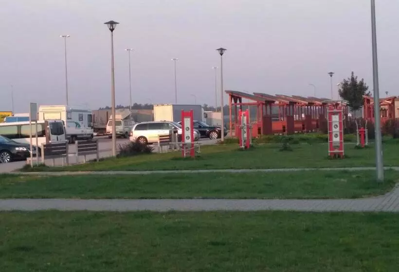 ホテル Nowostawy A2 Mop