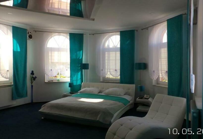 فندق Restauracja Venus