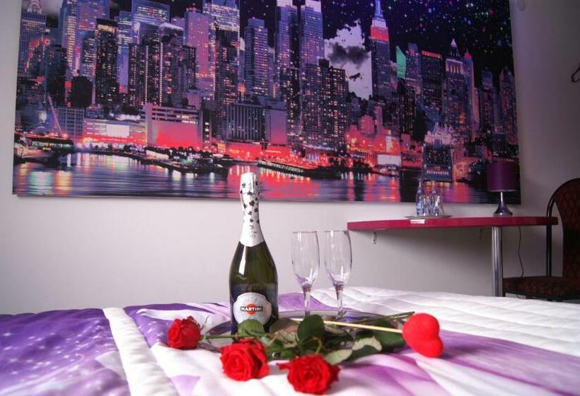 فندق Restauracja Venus