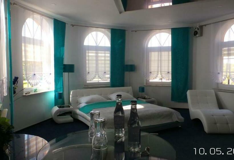 فندق Restauracja Venus