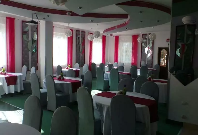 Hotelli Restauracja Venus