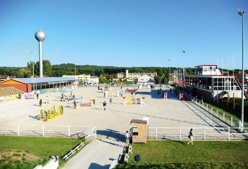 هتل Wosir Drzonków