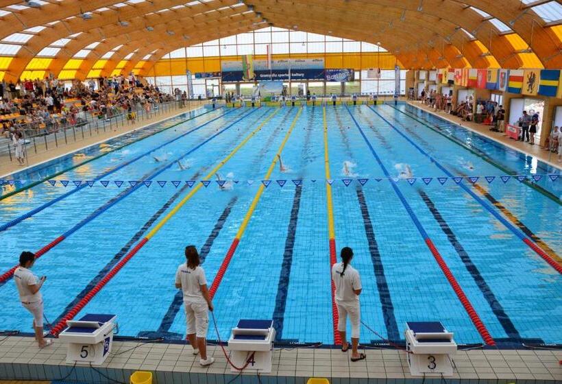 호텔 Wosir Drzonków