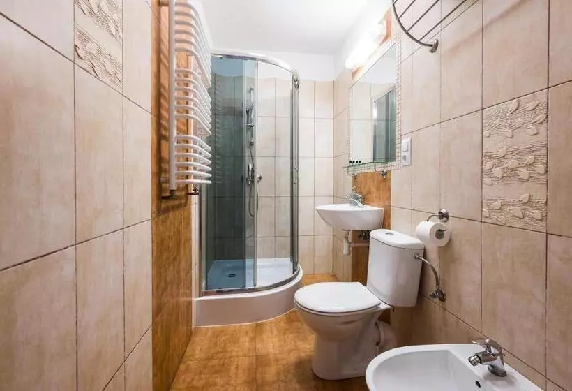 Hotelli Zajazd Gielarek