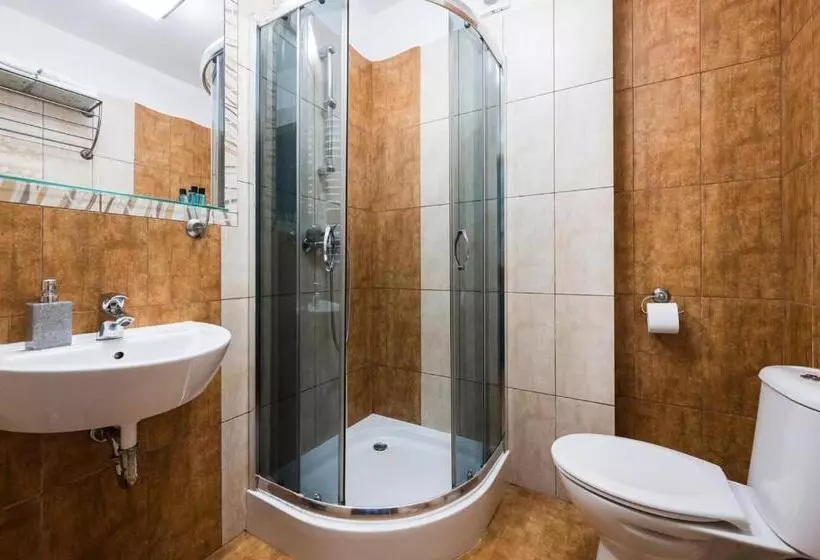 Hotelli Zajazd Gielarek