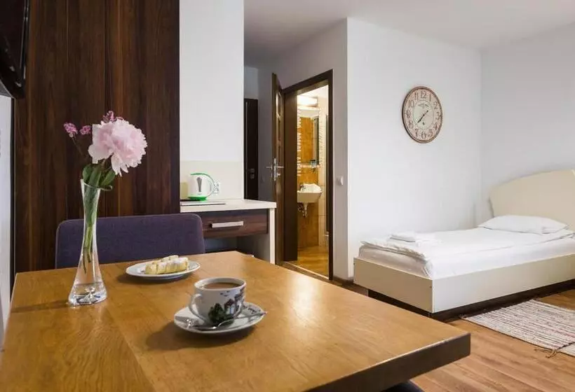 Hotelli Zajazd Gielarek