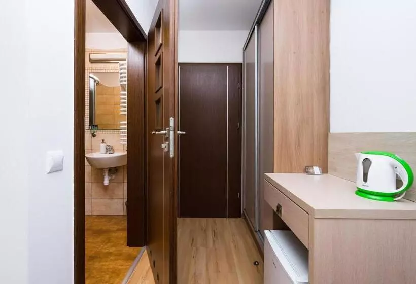 Hotelli Zajazd Gielarek