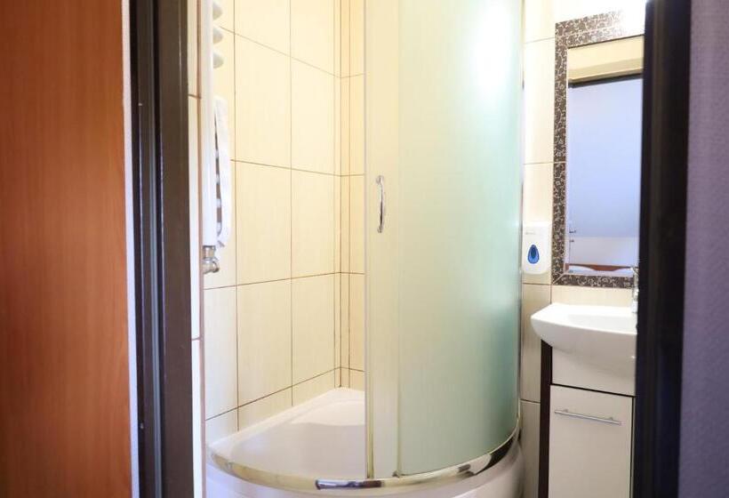 מוטל Zakarczmie Stokrotka