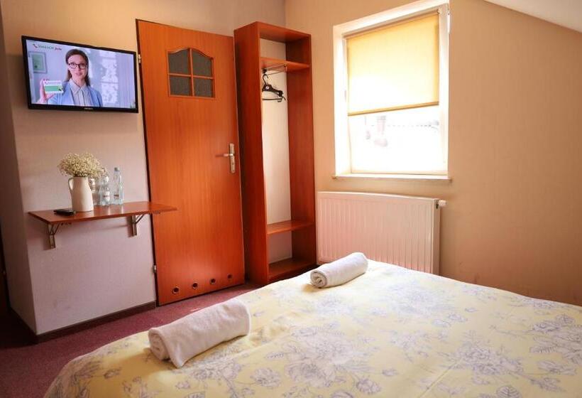 מוטל Zakarczmie Stokrotka