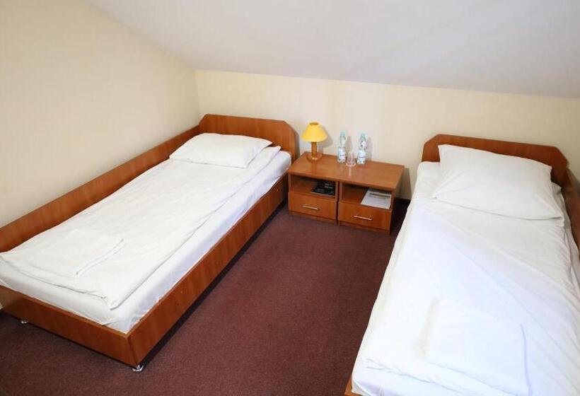 מוטל Zakarczmie Stokrotka