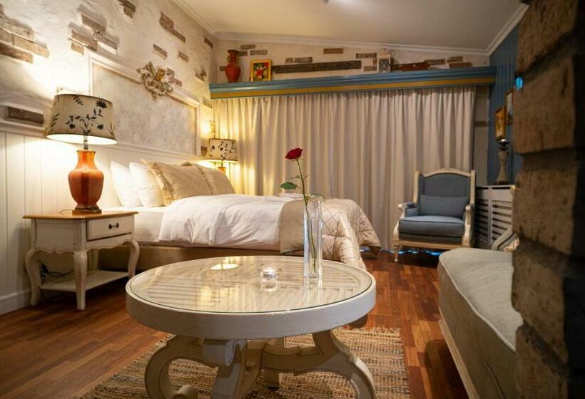 Paul S Fantasia Boutique Suites