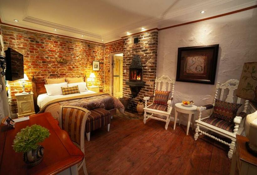 Paul S Fantasia Boutique Suites