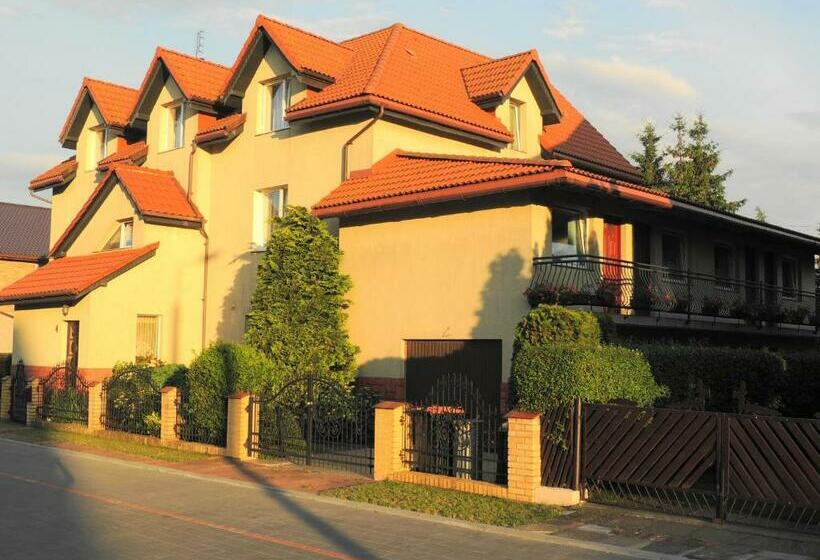 پانسیون Willa Marzanna