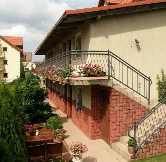 پانسیون Willa Marzanna