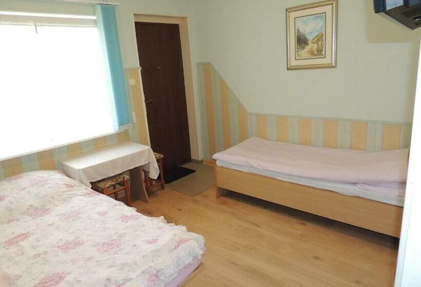 پانسیون Willa Marzanna