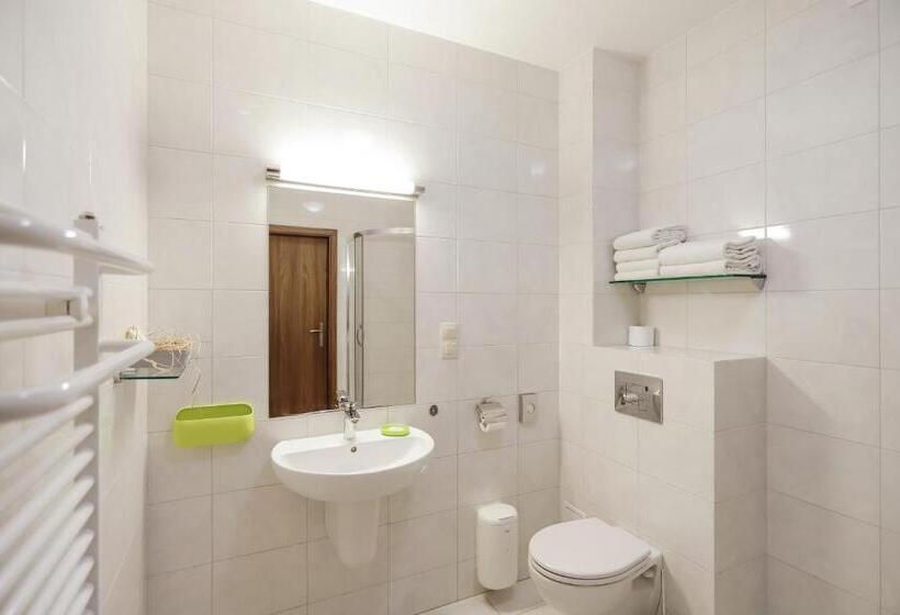 Poznań West Hotel Airport