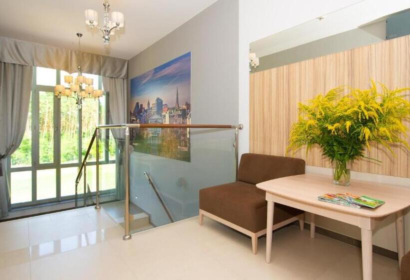 Poznań West Hotel Airport