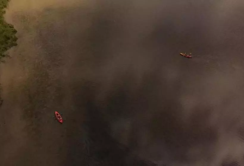 Lomakeskus Stanica Wodna Spychowo