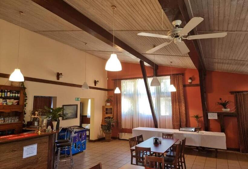 渡假胜地 Stanica Wodna Spychowo