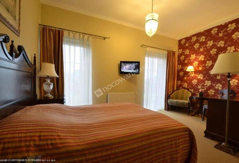 Общежитие Arkadia Gościniec Klima,parking,ogród