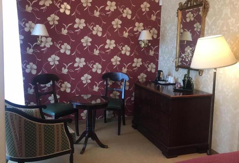 Общежитие Arkadia Gościniec Klima,parking,ogród