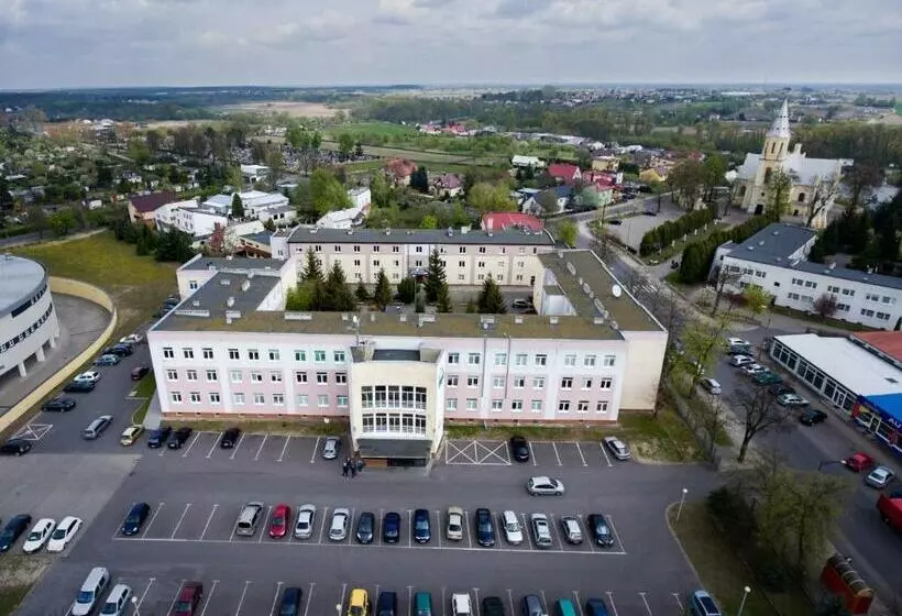 Retkeilymaja Dom Studenta Nr 1 Ans W Koninie