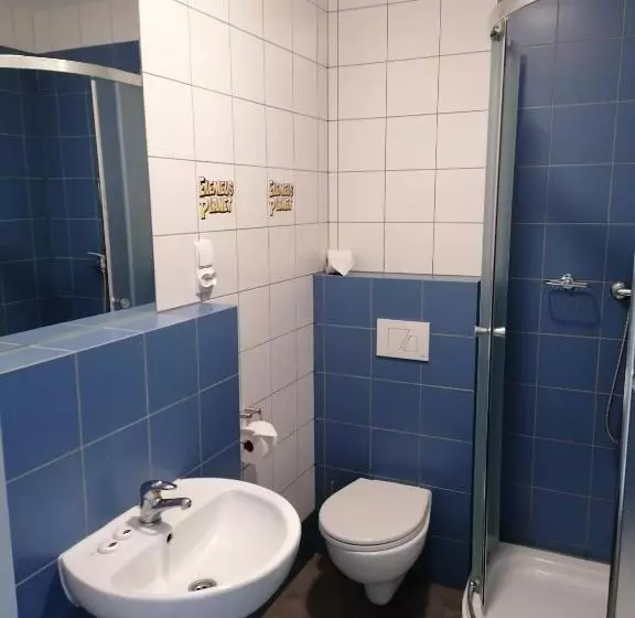 ユースホステル Elemels Planet