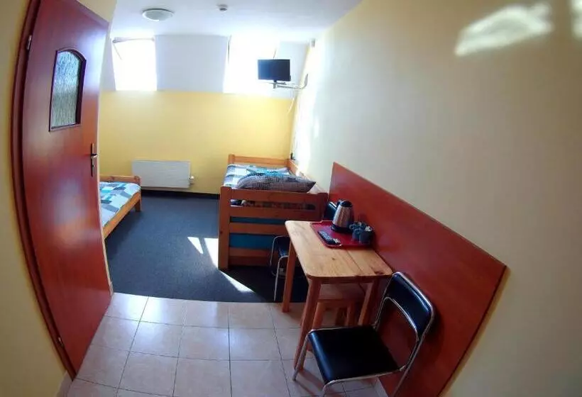 ユースホステル Noclegi Wega