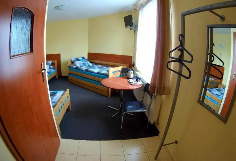 ユースホステル Noclegi Wega