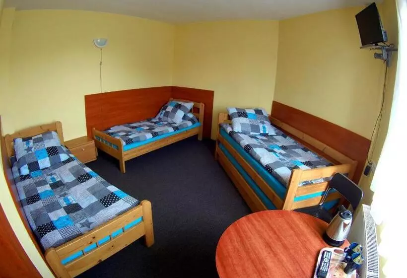 ユースホステル Noclegi Wega