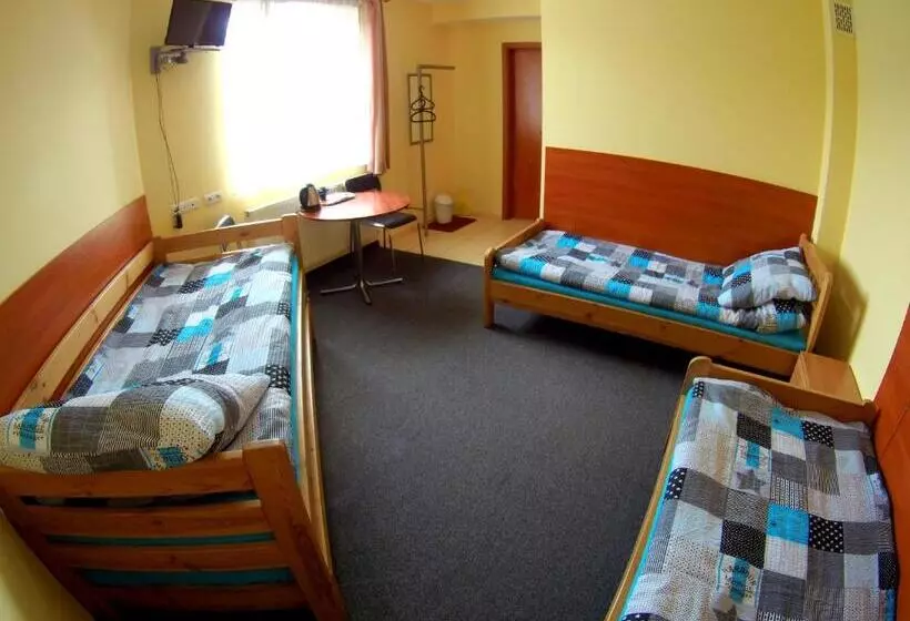 ユースホステル Noclegi Wega