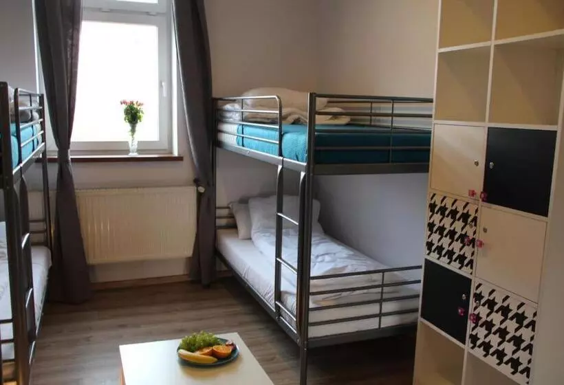 Retkeilymaja Pokoje Babina