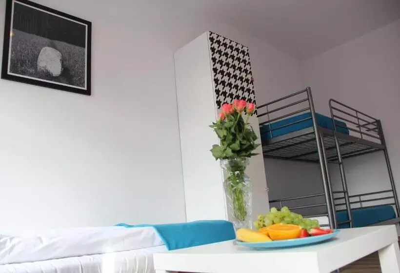 Retkeilymaja Pokoje Babina