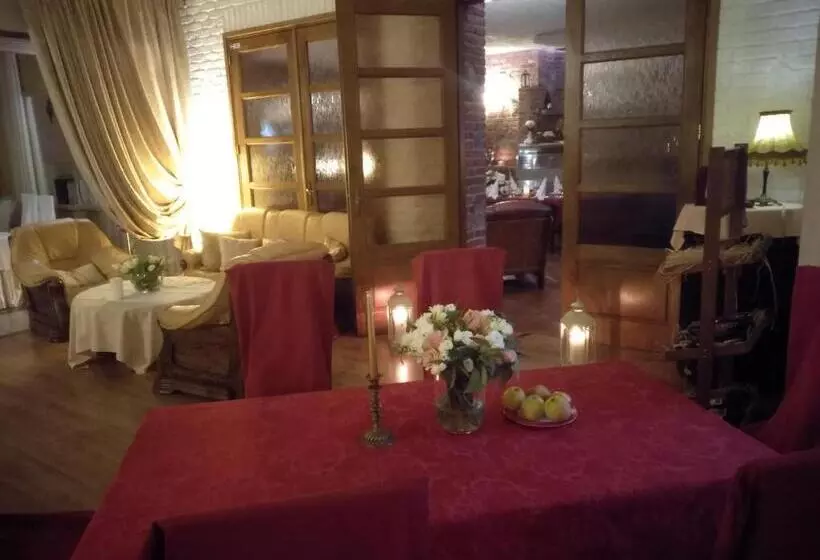 ユースホステル Polak