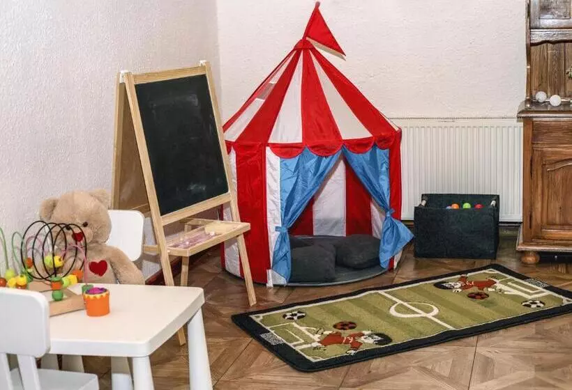 Retkeilymaja Zajazd Boryna