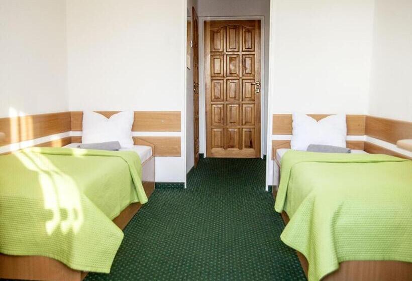 호스텔 Zajazd Boryna