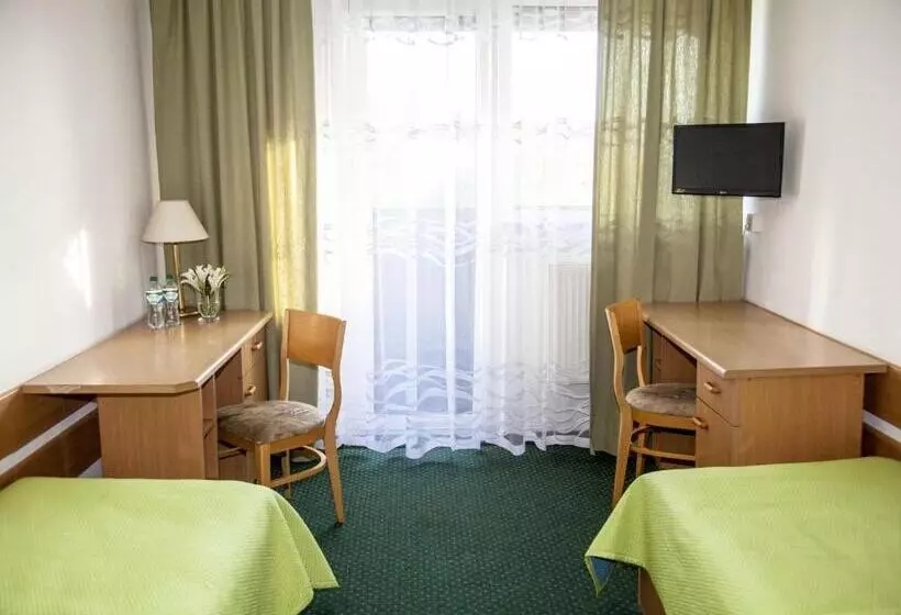 Retkeilymaja Zajazd Boryna